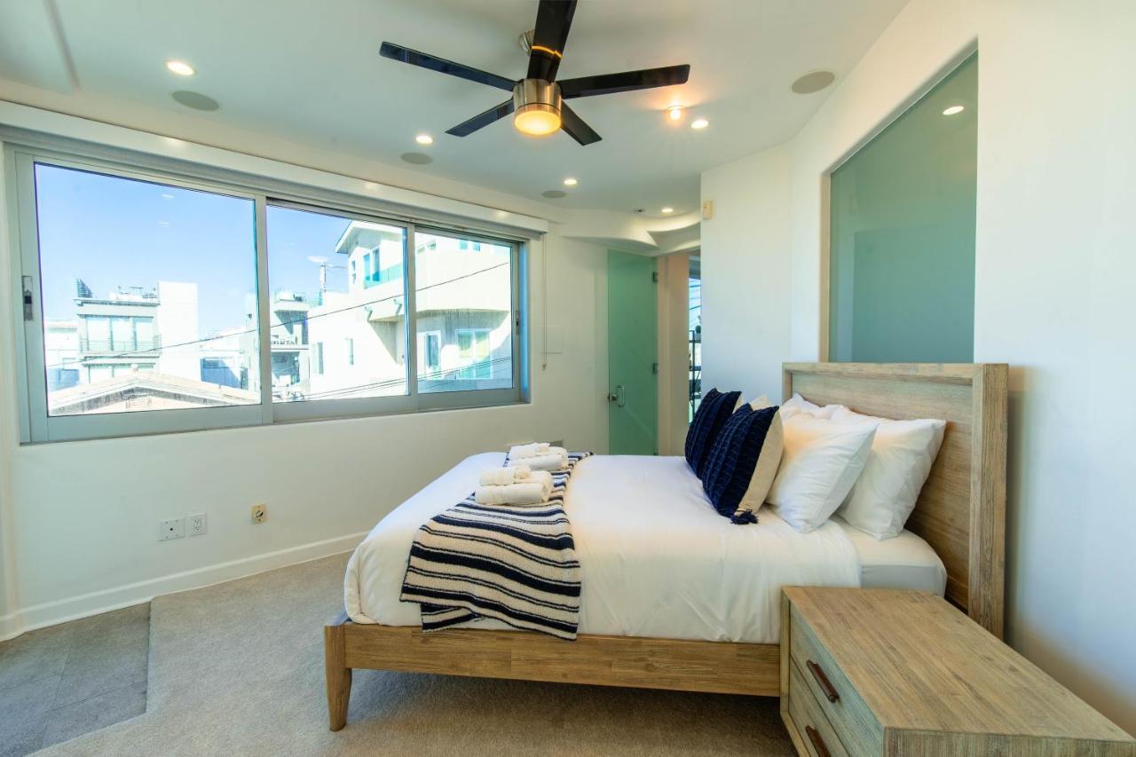 Ocean View, Two-Level Condo With Stunning View, Decks, Fast Wifi & Fireplace Сан Диего Екстериор снимка