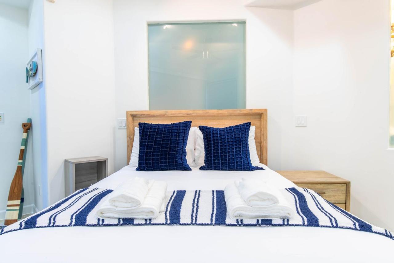 Ocean View, Two-Level Condo With Stunning View, Decks, Fast Wifi & Fireplace Сан Диего Екстериор снимка